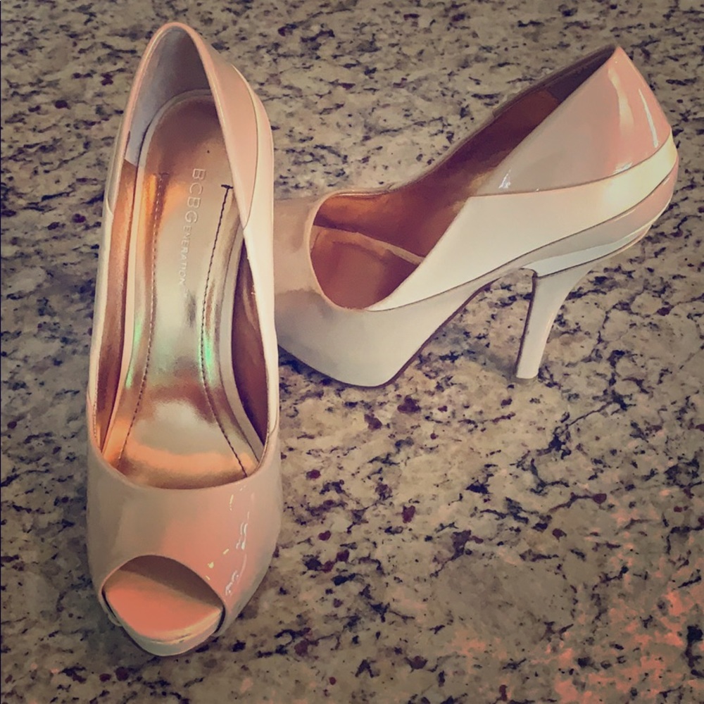 BCBG shoes